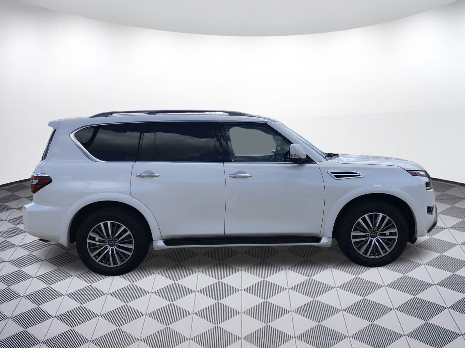 2023 Nissan Armada SL photo 7
