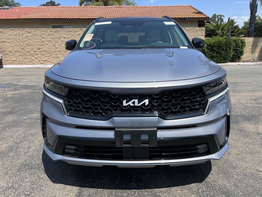 Used 2023 Silver Kia SX image 1