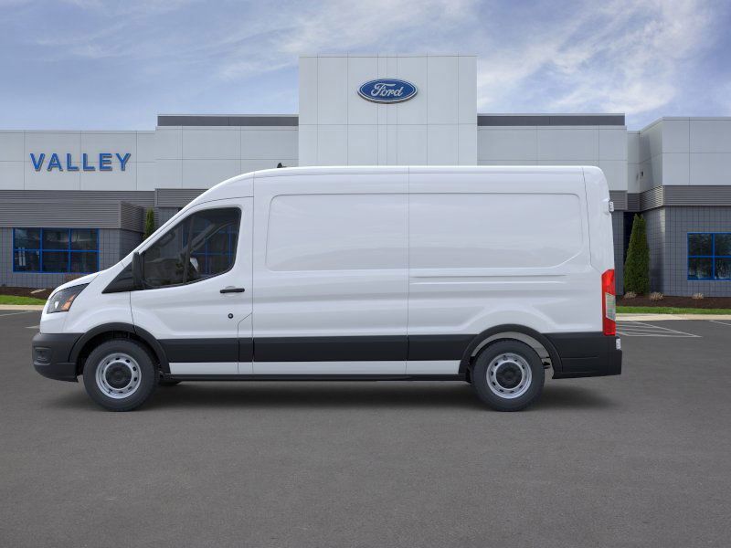 2025 Ford Transit photo 4