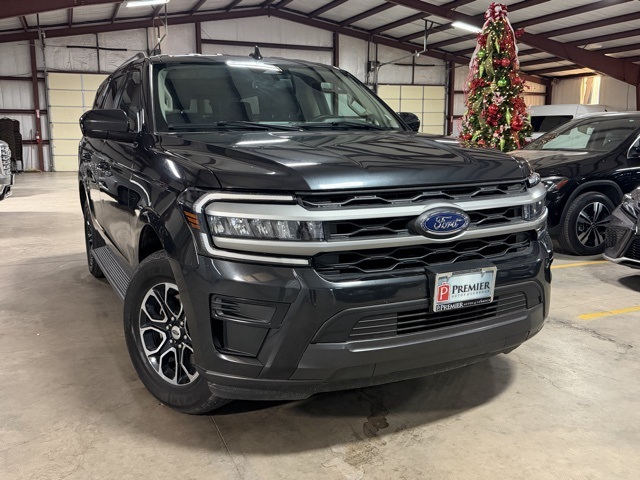 2024 Ford Expedition XLT's photo