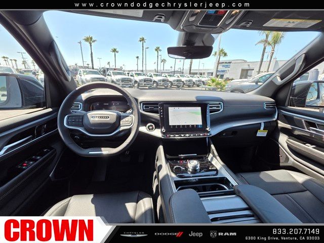 2025 Jeep Wagoneer Base photo 12