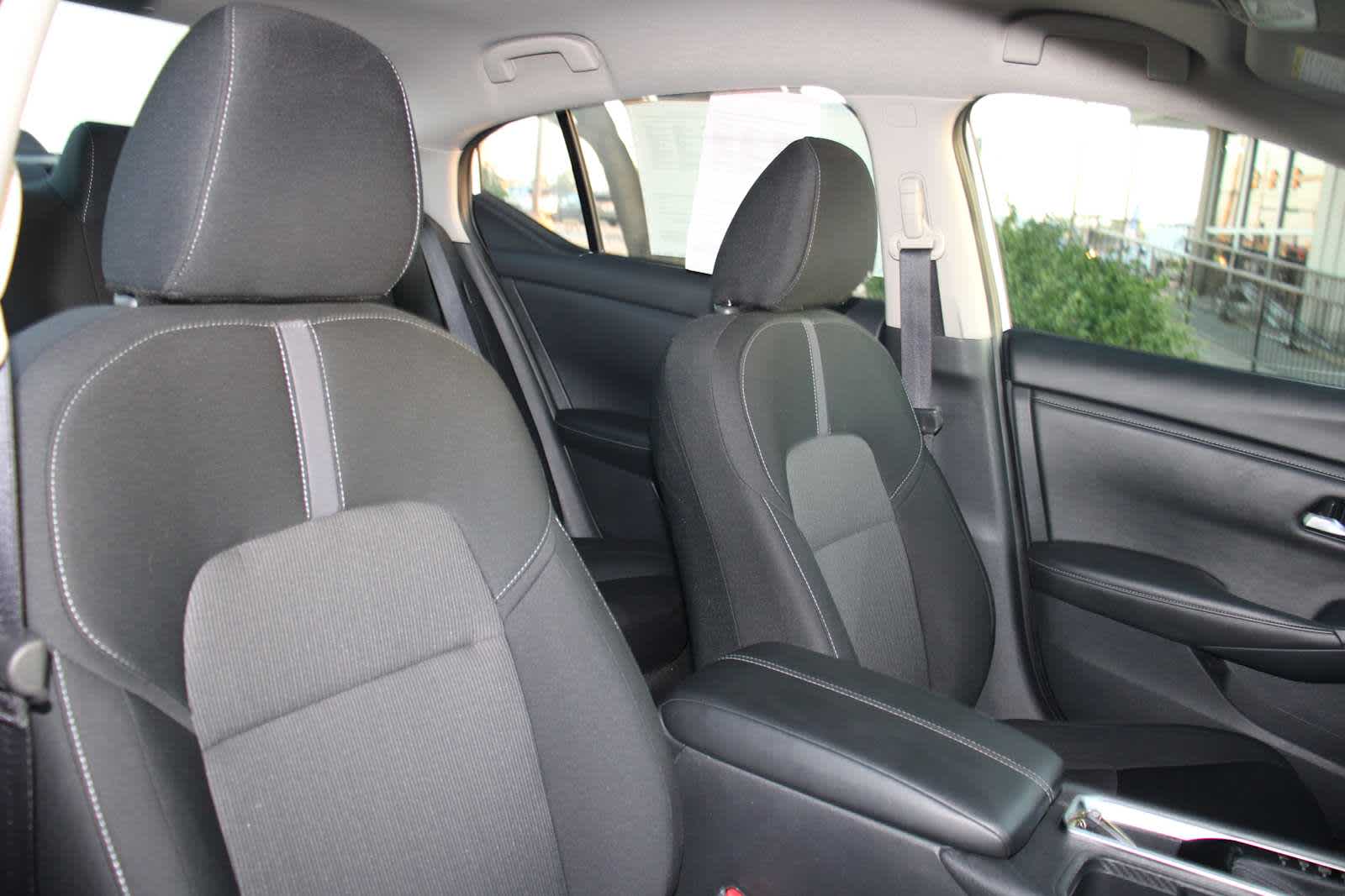 2024 Nissan Sentra SV photo 34