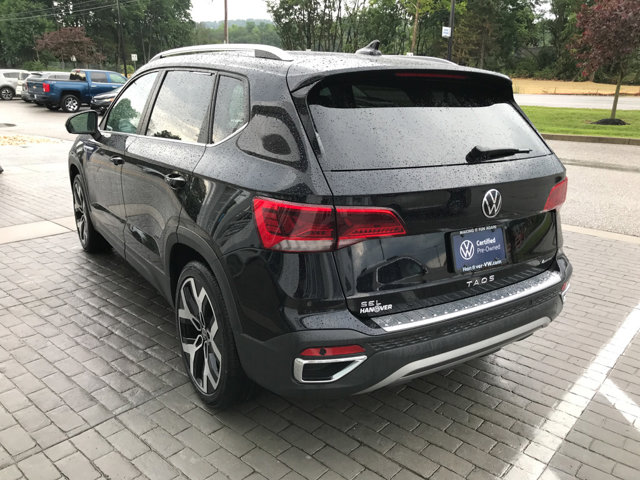 2023 Volkswagen Taos SEL photo 4