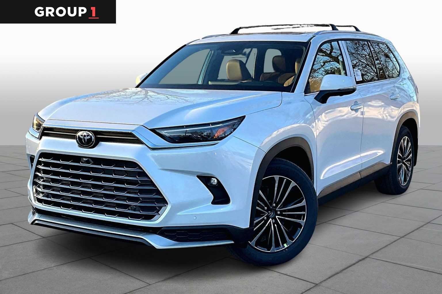 2026 Toyota Grand Highlander Platinum's photo