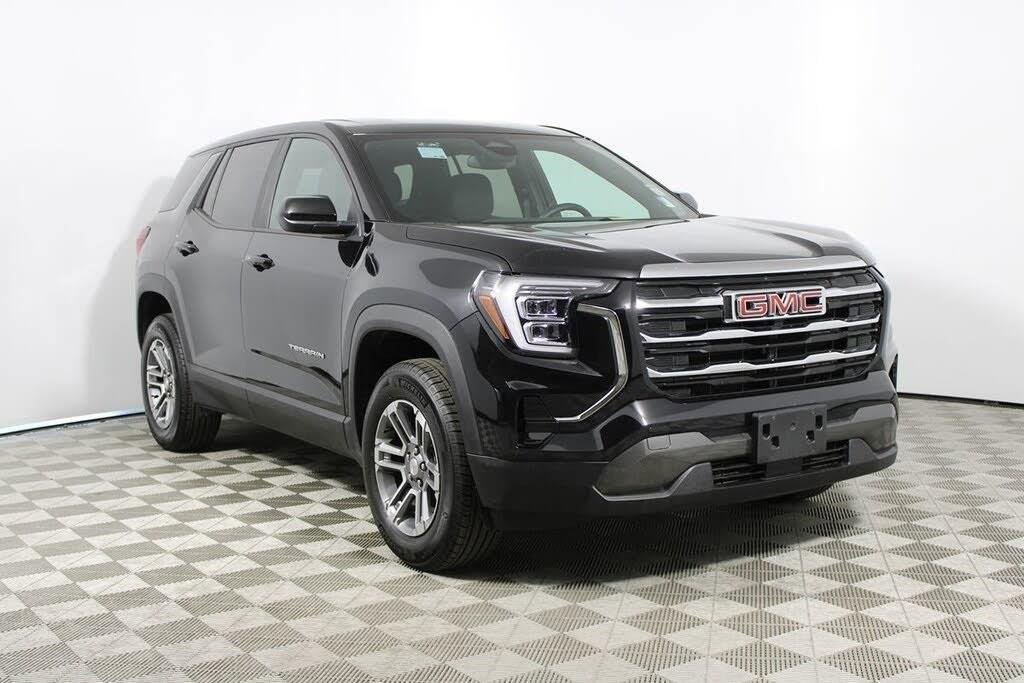 2025 GMC TERRAIN - Image 2