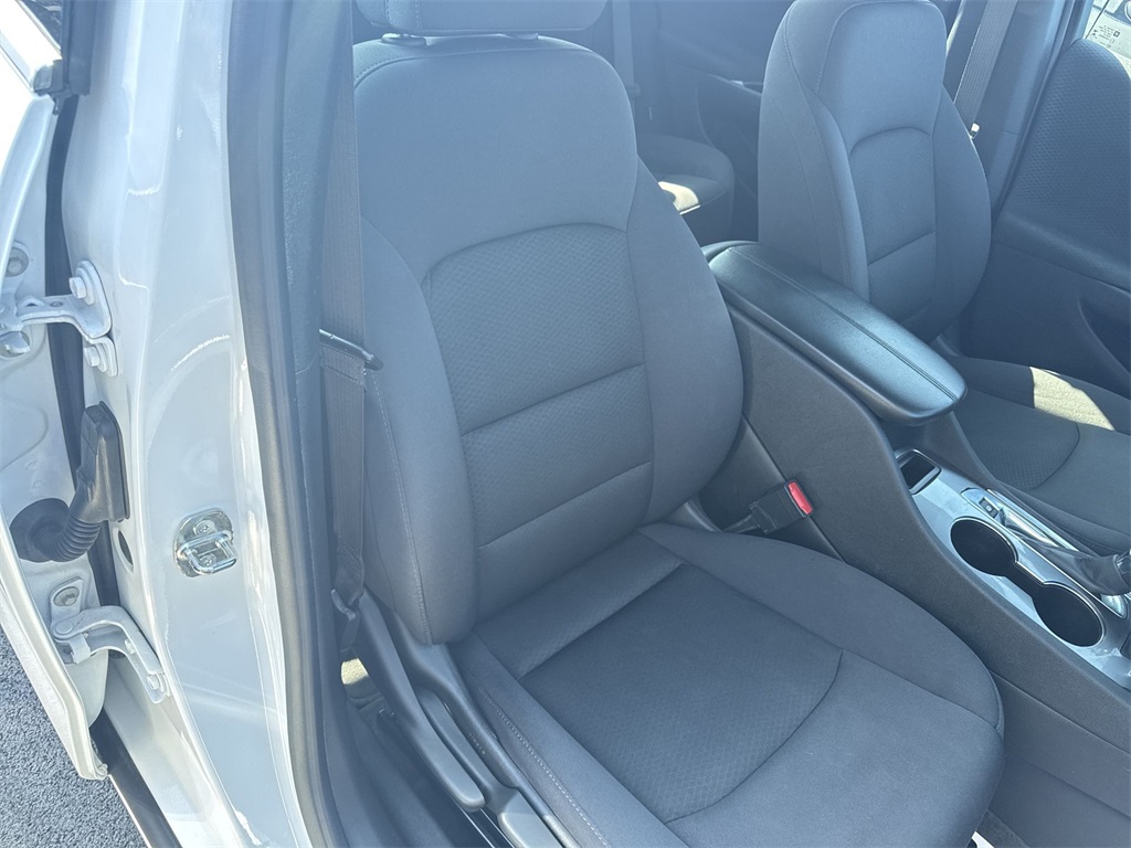 2023 Chevrolet Malibu 1LT photo 29
