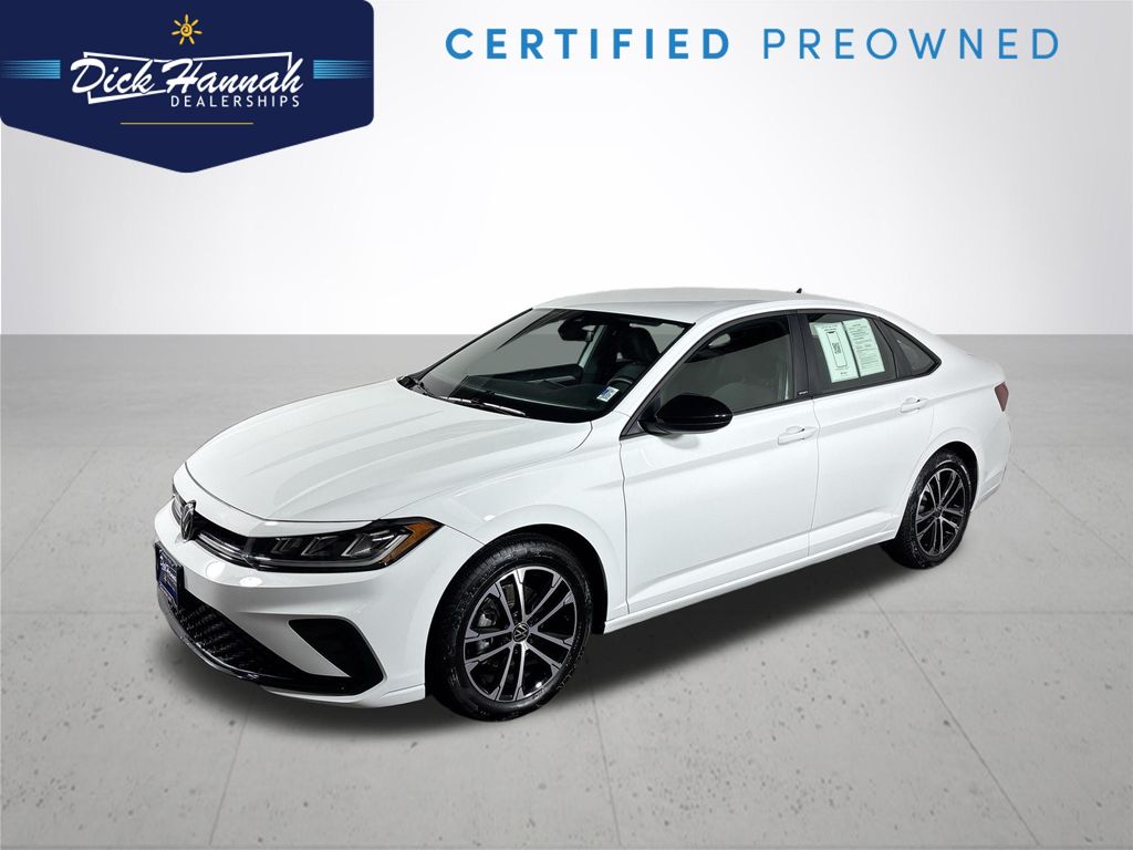 2025 Volkswagen Jetta Sport's photo