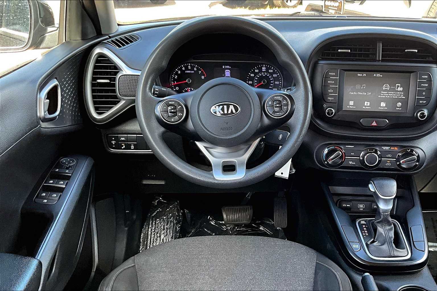 2021 Kia Soul S photo 4