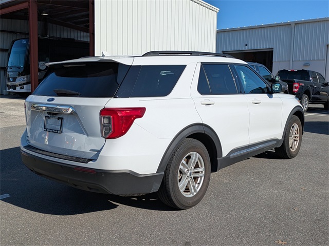 2020 Ford Explorer XLT photo 3
