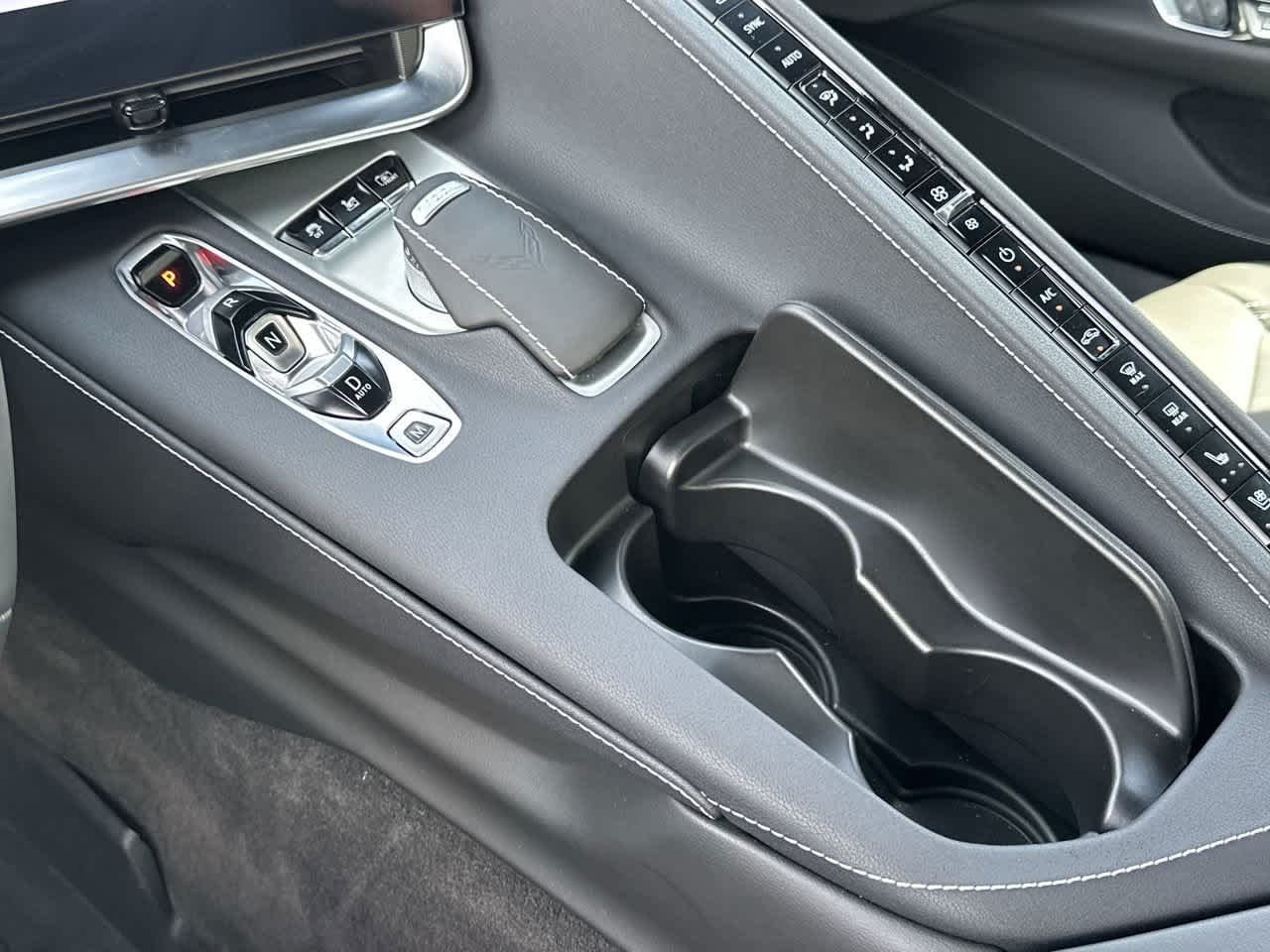 2024 Chevrolet Corvette Stingray 2LT photo 17