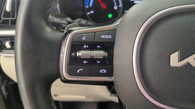 Used 2023 Aurora Black Kia EX image 18