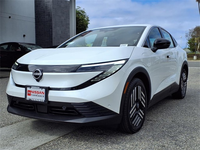 2026 Nissan Leaf SV photo 2