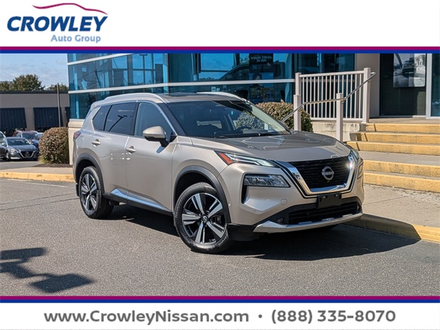 2022 Nissan Rogue Platinum's photo