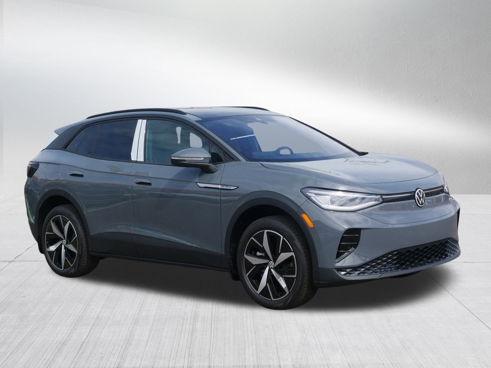 2025 Volkswagen ID.4 Pro S photo 2