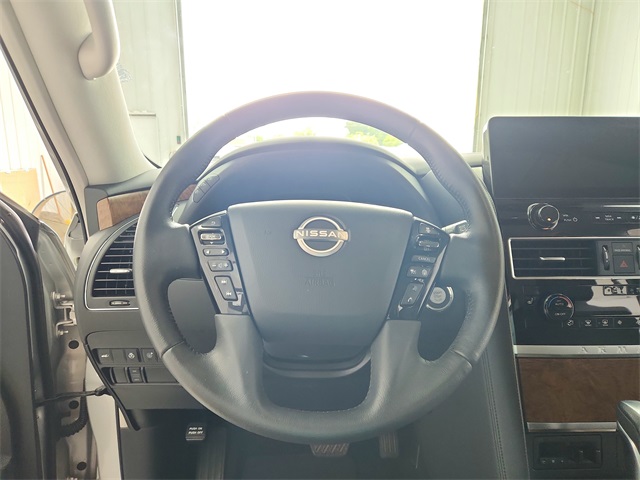 2023 Nissan Armada SL photo 18