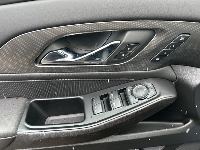 2023 Chevrolet Traverse Premier photo 4