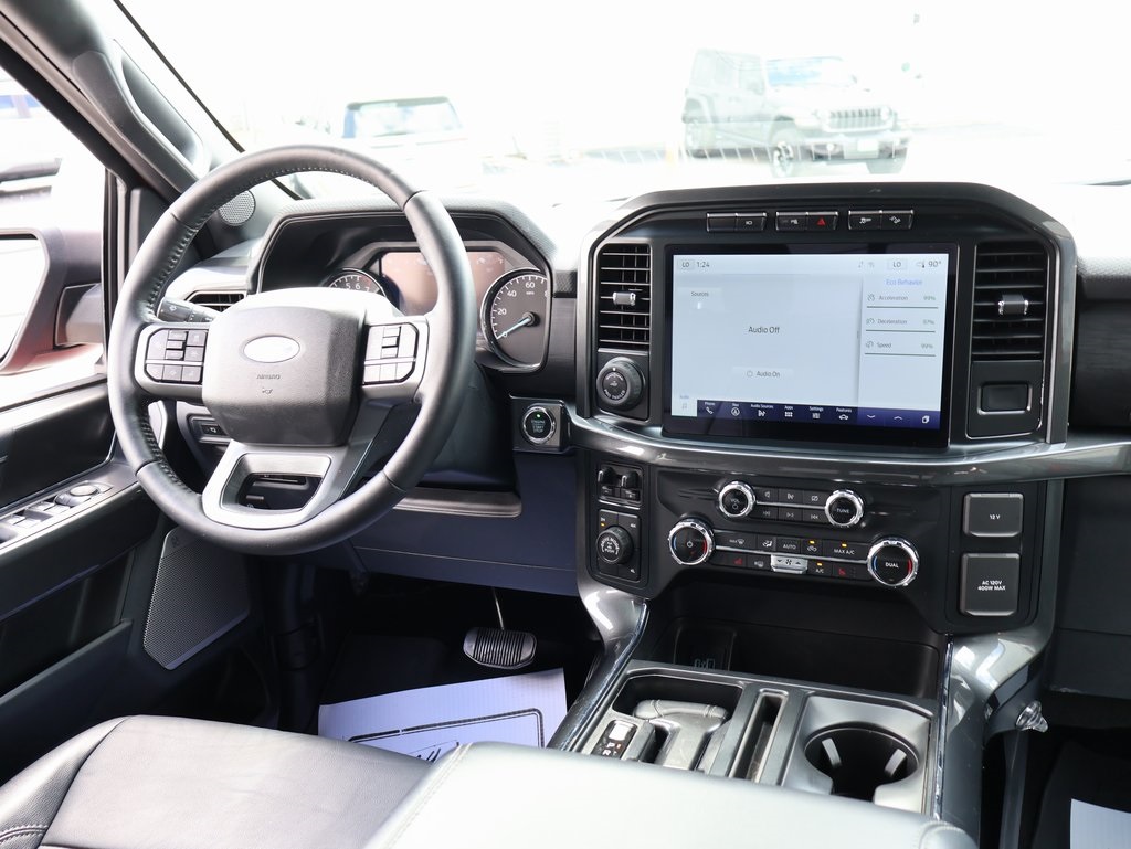 2022 Ford F-150 XLT photo 13