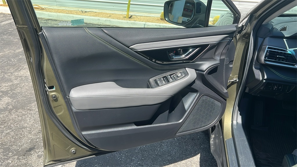 2022 Subaru Outback Onyx Edition XT photo 12