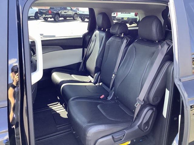 2022 Kia Carnival LX photo 20