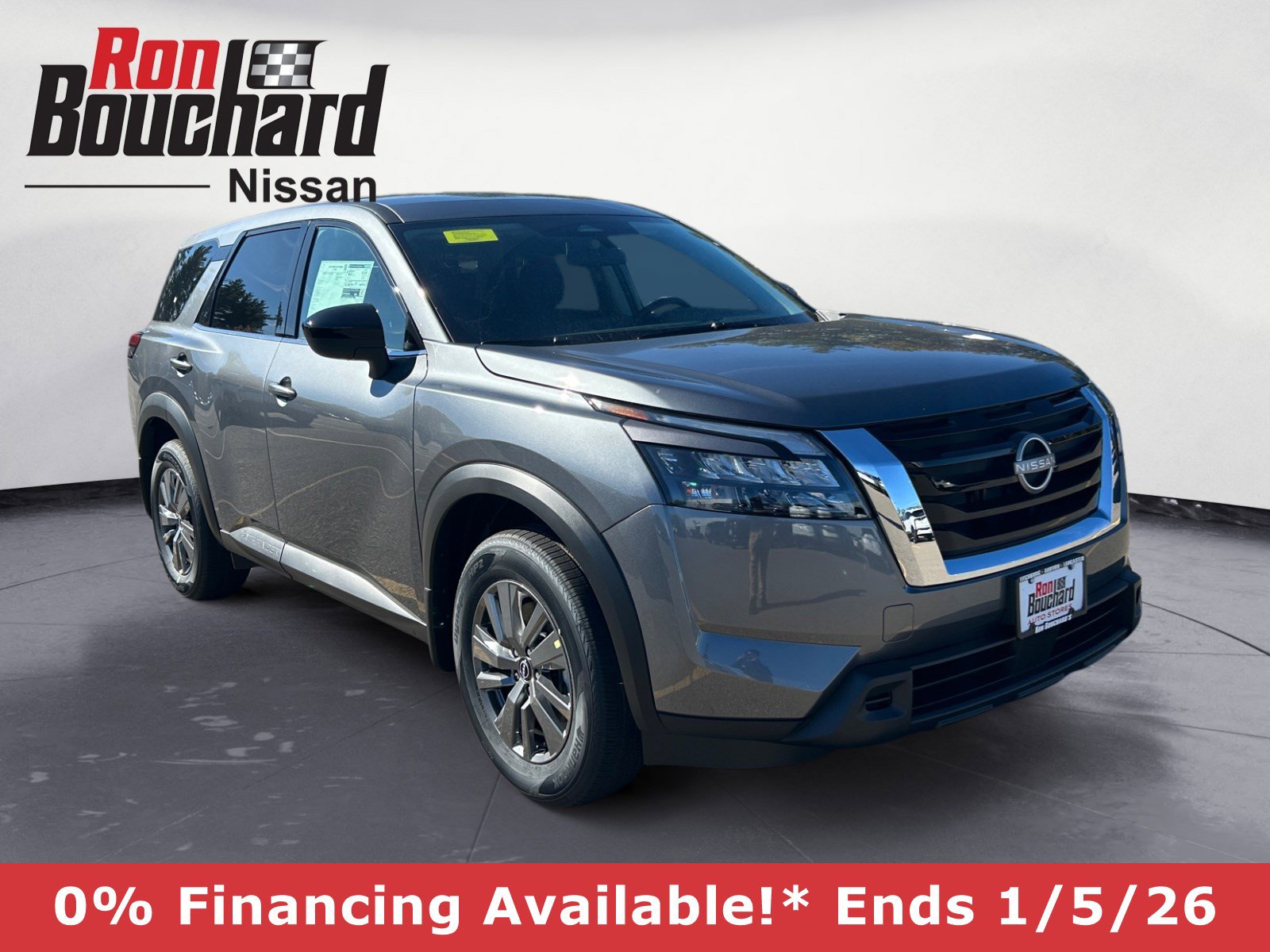 2025 Nissan Pathfinder S's photo