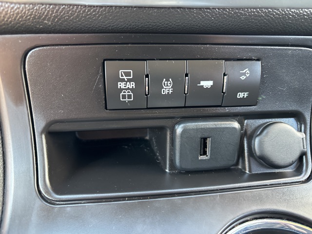 2015 Gmc Acadia SLE photo 24
