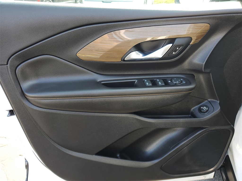 2021 Gmc Terrain SLE photo 17