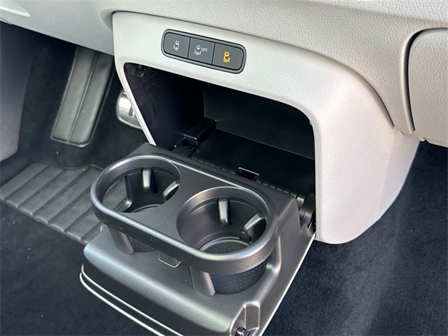 2025 Volkswagen ID. Buzz Pro Plus photo 19