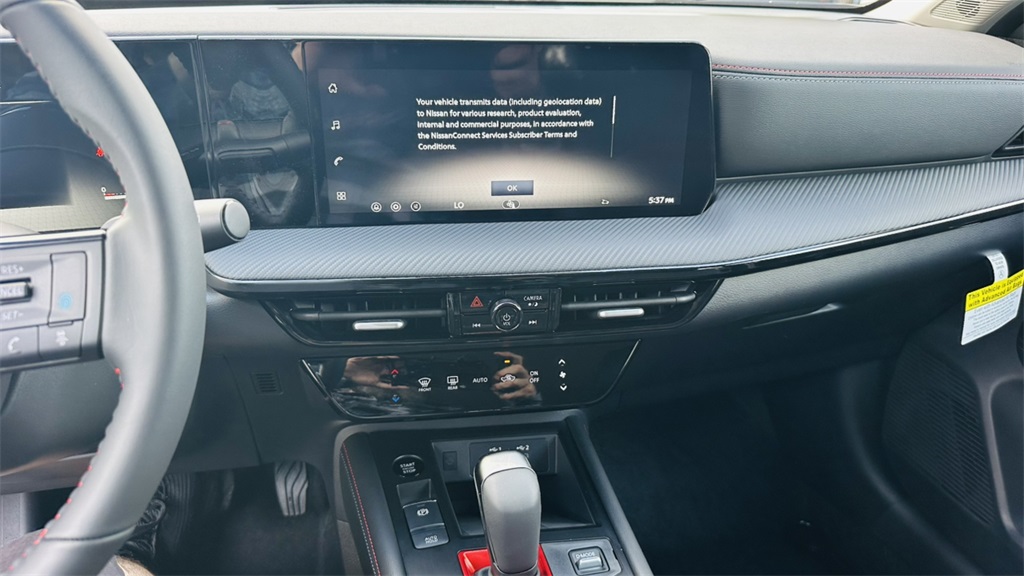 2026 Nissan Kicks SR photo 19
