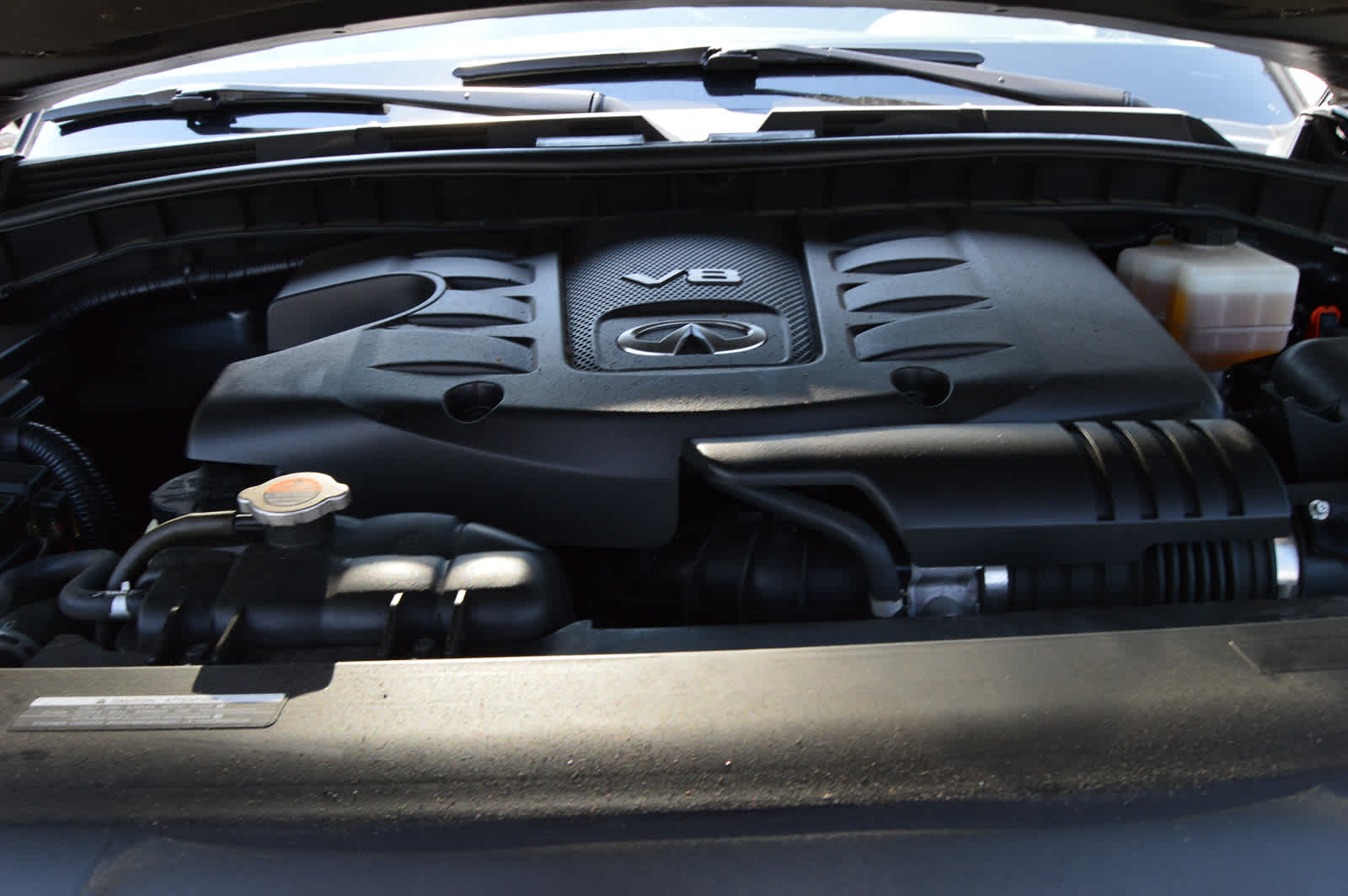 2019 Infiniti QX80 Luxe photo 24