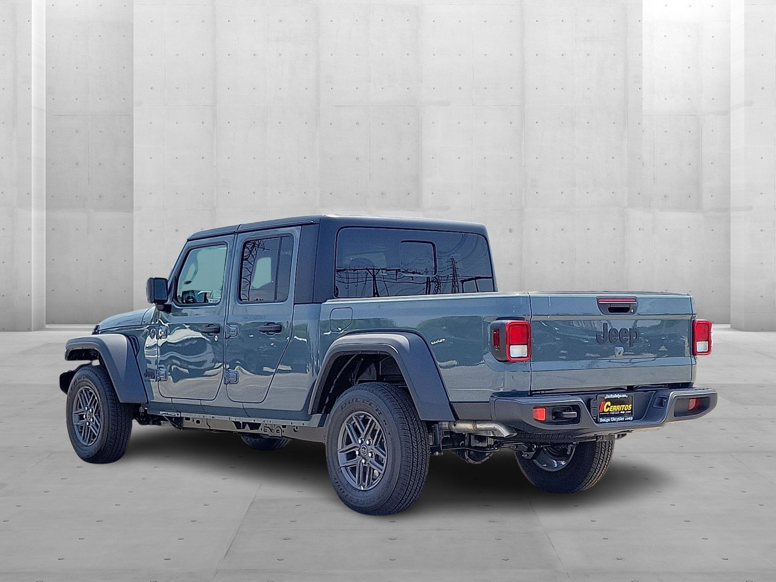 2025 Jeep Gladiator Sport S photo 2