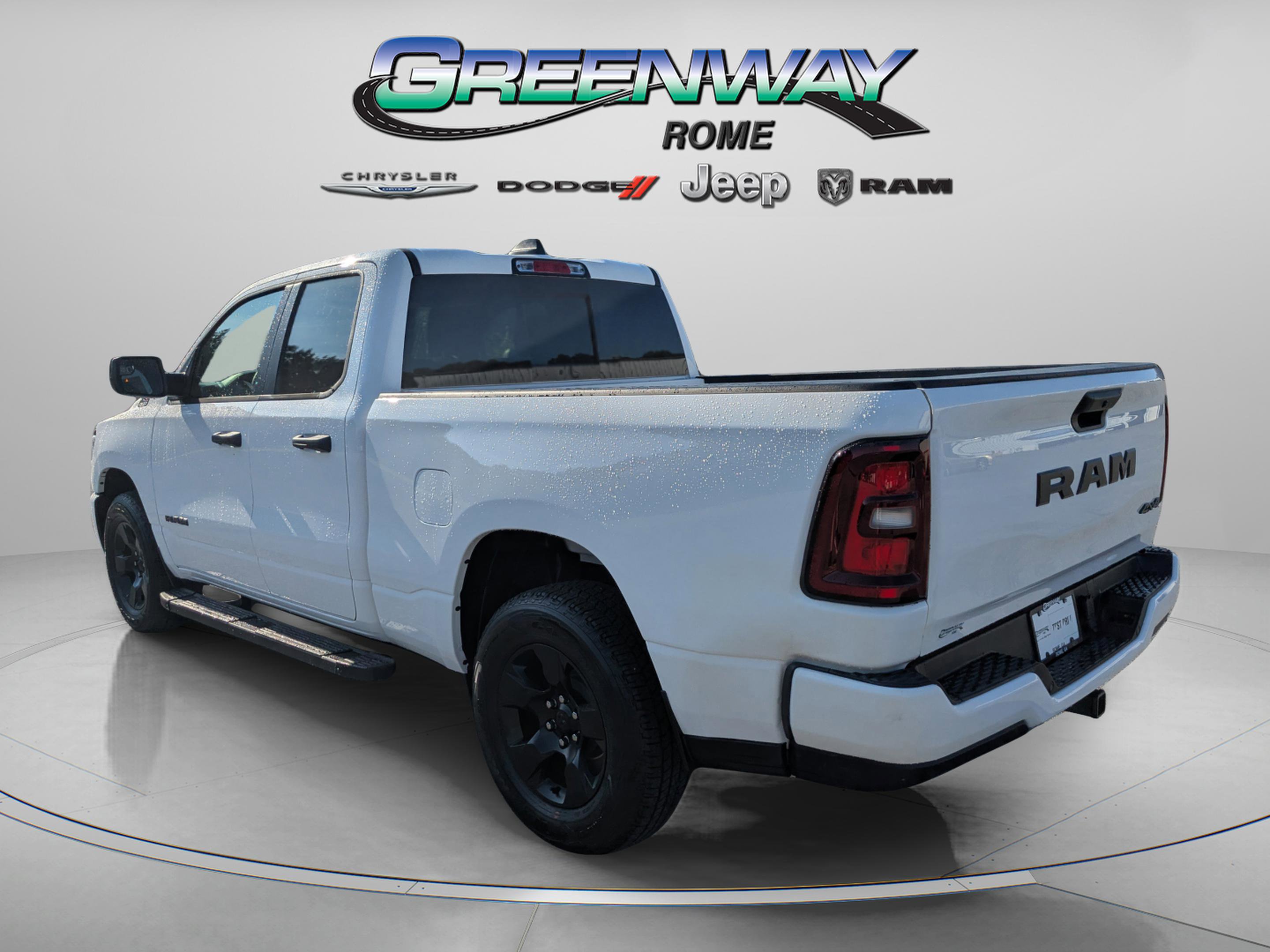 2025 Ram 1500 Tradesman photo 4