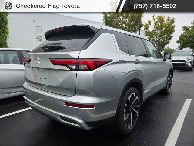 2024 Mitsubishi Outlander SE photo 6