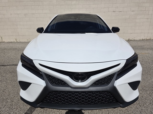2020 Toyota Camry SE photo 8