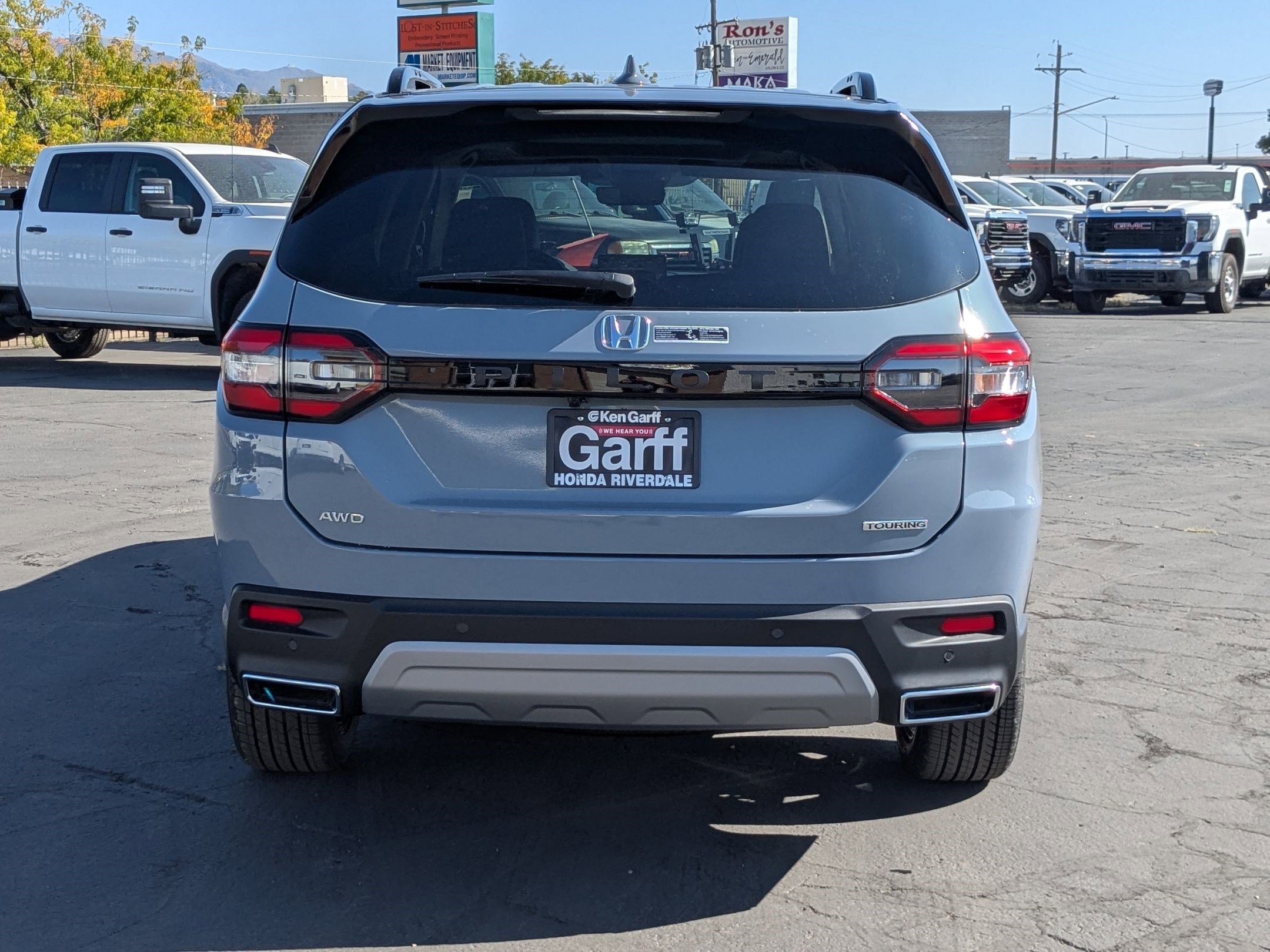 2025 Honda Pilot Touring photo 4