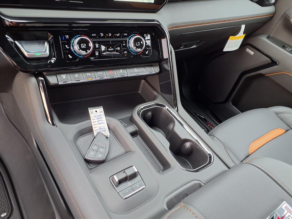 2026 Gmc Sierra HD AT4 photo 11