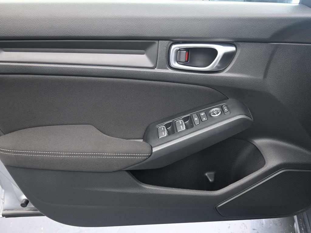 2025 Honda Civic Hatchback Sport photo 9