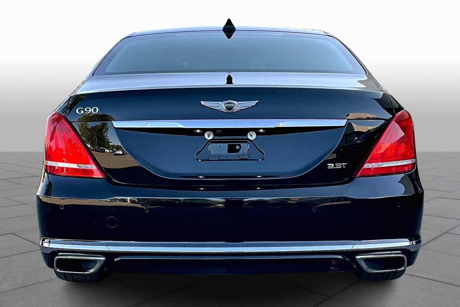 2017 Genesis G90 3.3T Premium photo 3