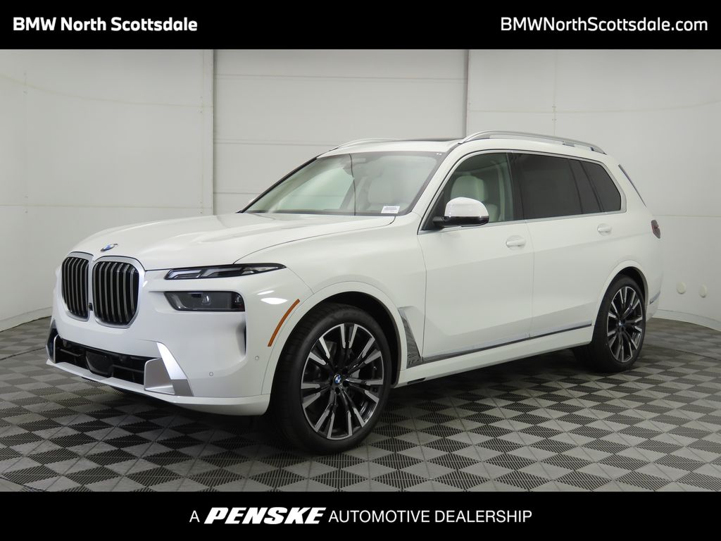 2026 BMW X7 40i's photo