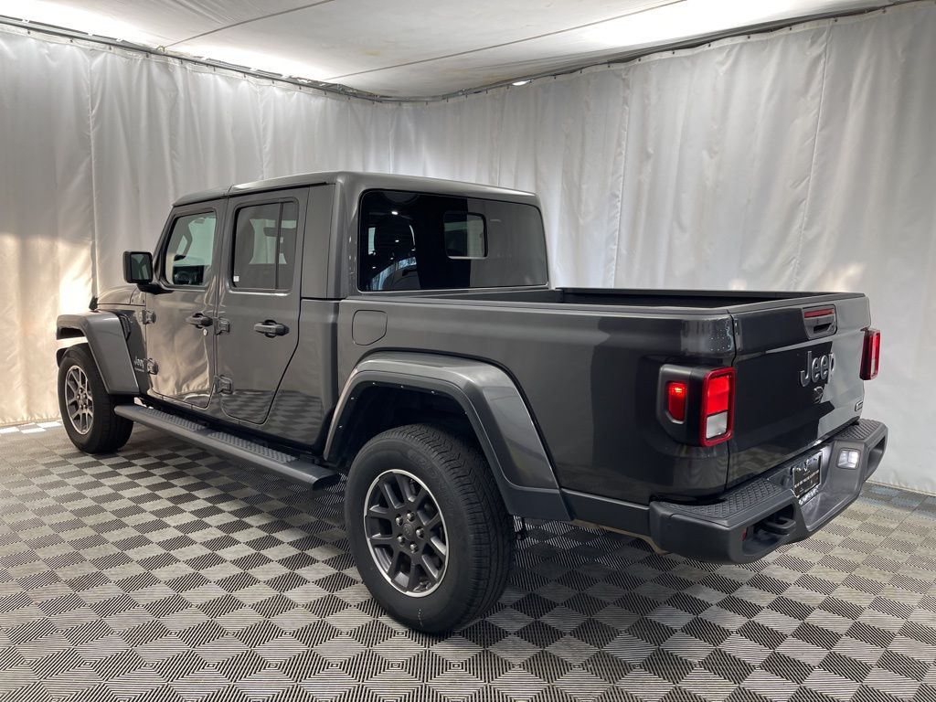 2023 Jeep Gladiator Overland photo 4