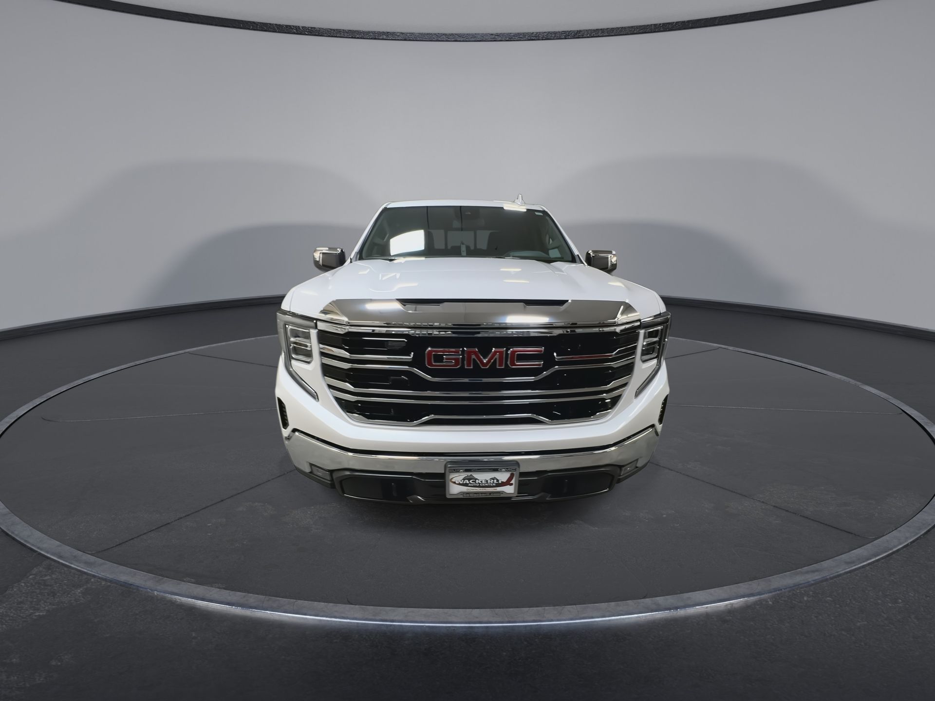 New 2025 White Frost Tricoat GMC SLT image 62