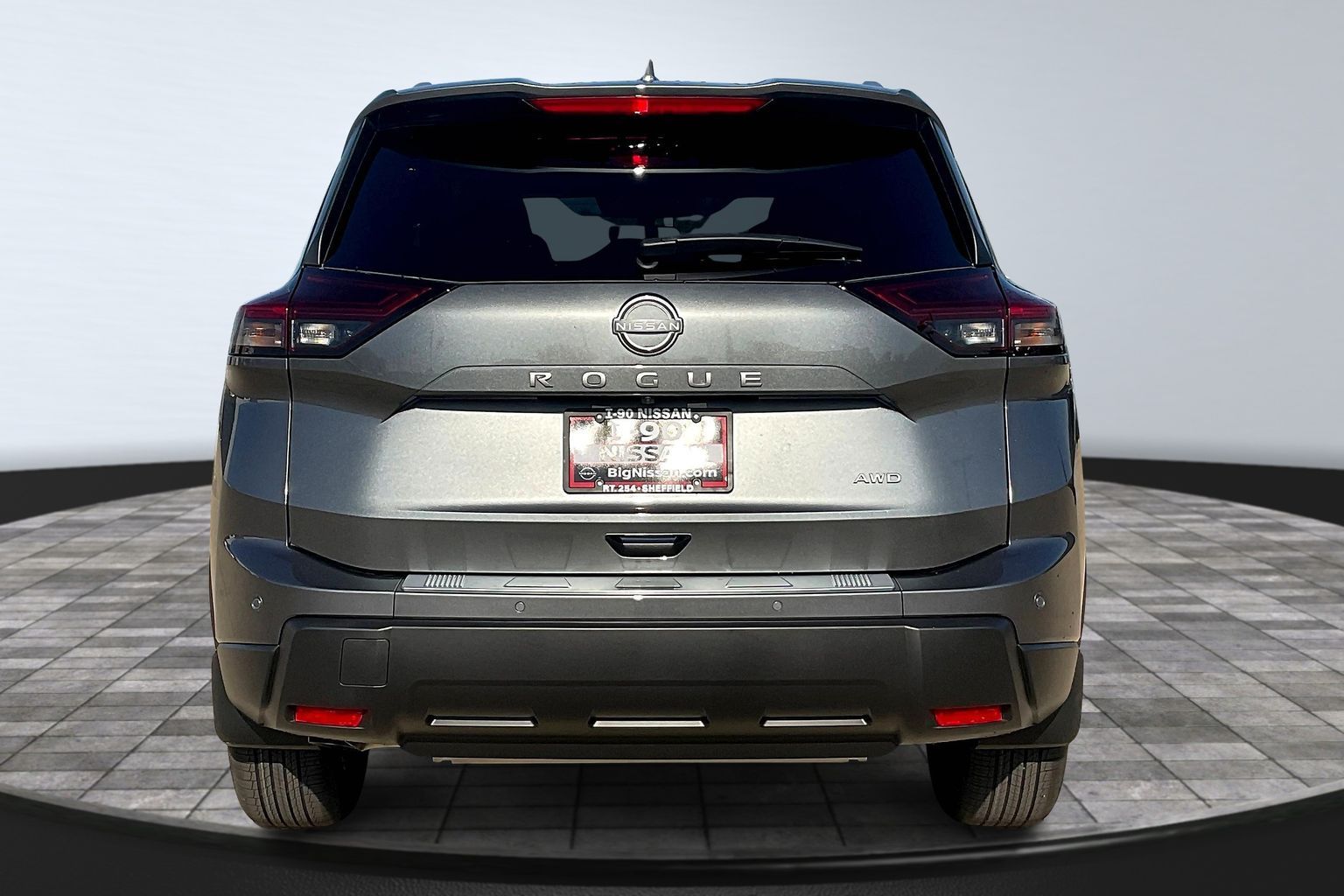 2026 Nissan Rogue SV photo 4