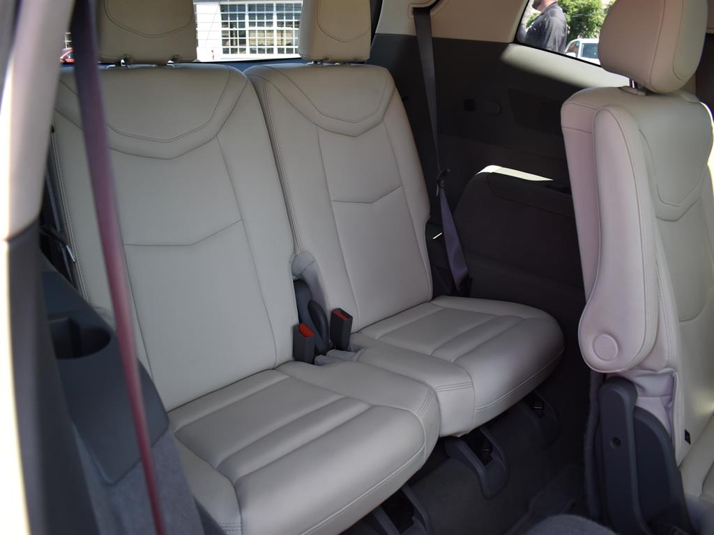 2021 Cadillac XT6 Premium Luxury photo 4
