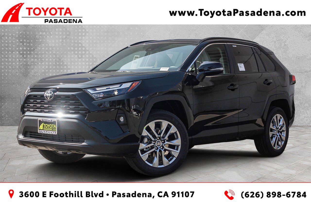 2025 Toyota RAV4 XLE Premium's photo