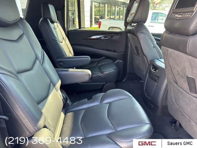 2019 Cadillac Escalade ESV Platinum photo 32