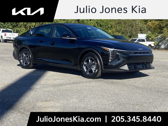 2025 Kia K4 LXS's photo