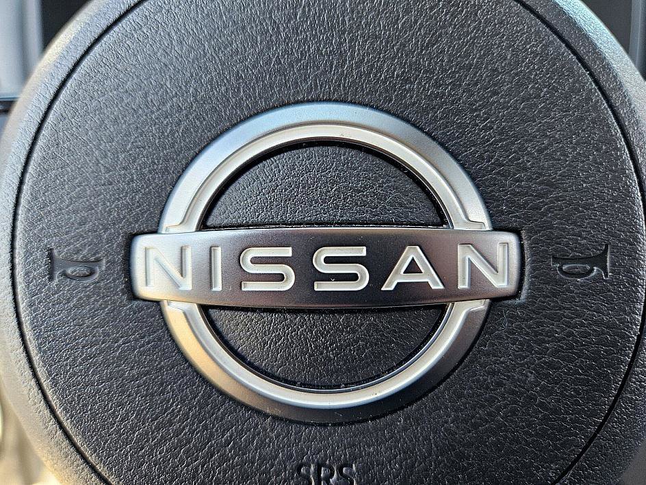 2023 Nissan Rogue SV photo 24