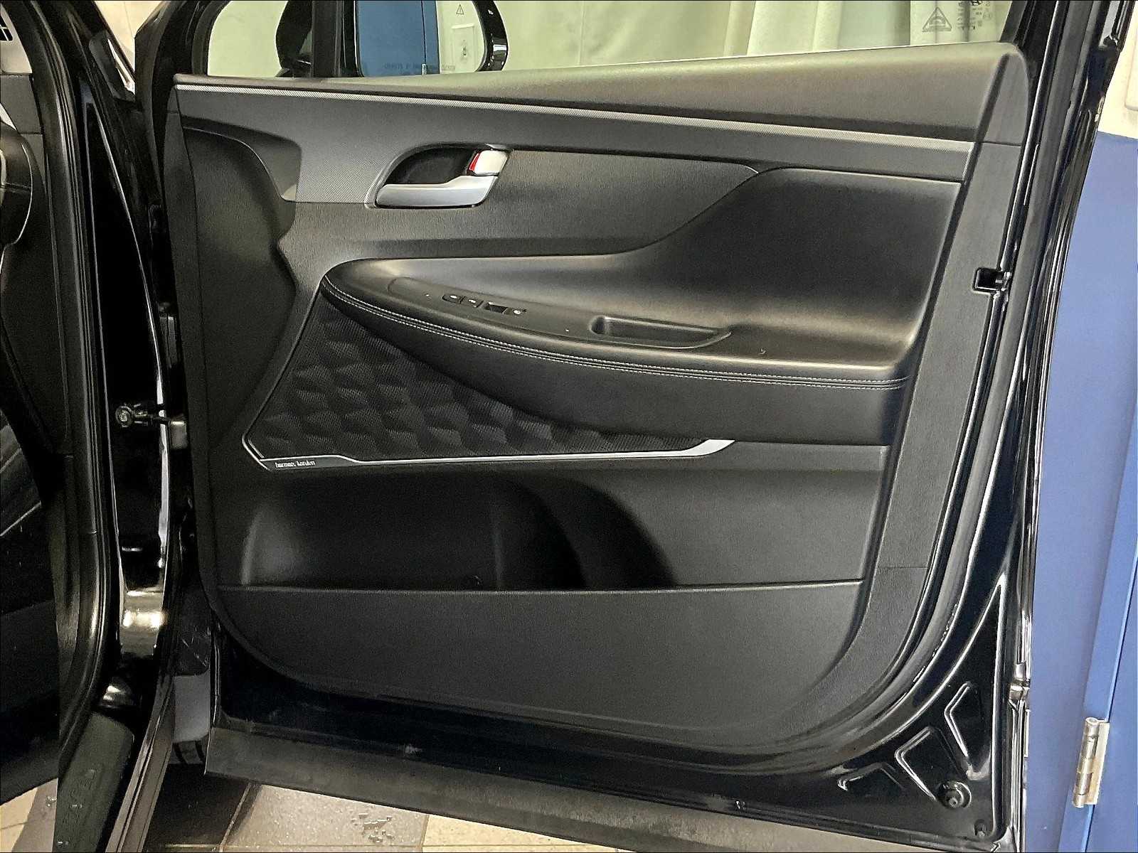 2023 Hyundai Santa Fe Limited photo 11