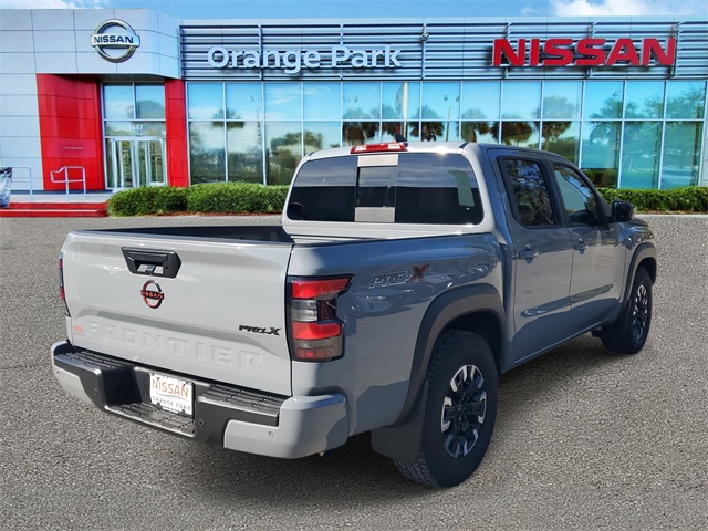 2024 Nissan Frontier PRO-X photo 2