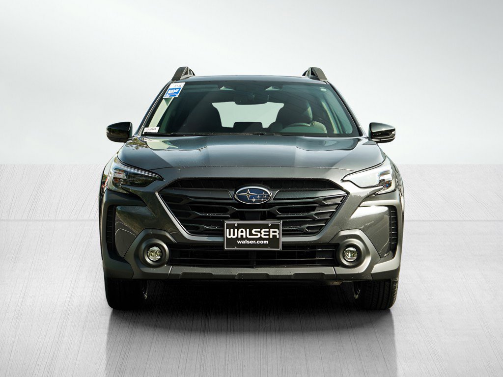 2025 Subaru Outback Onyx Edition photo 2