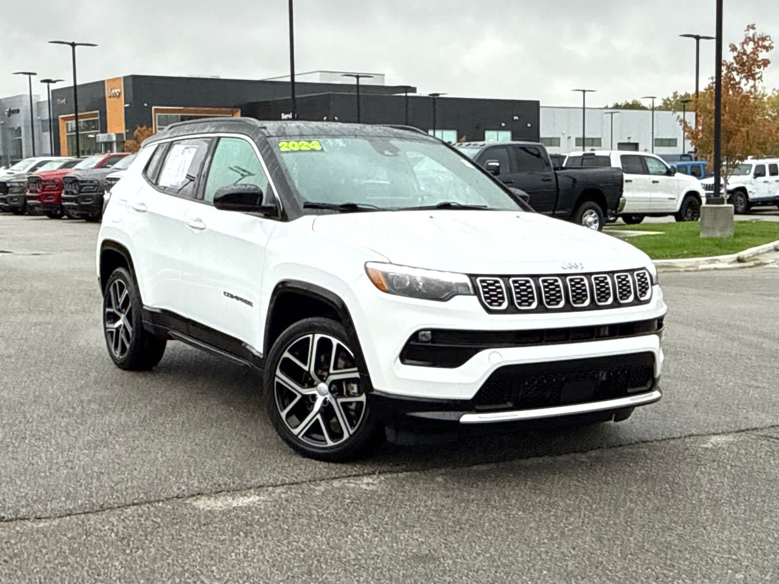 Used 2024 Jeep Compass Limited with VIN 3C4NJDCN9RT161660 for sale in Kansas City
